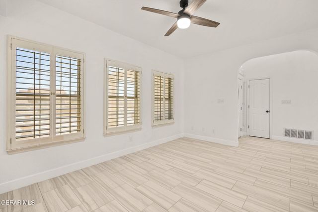 11309 LOMA LINDA Circle, El Paso, TX 79934