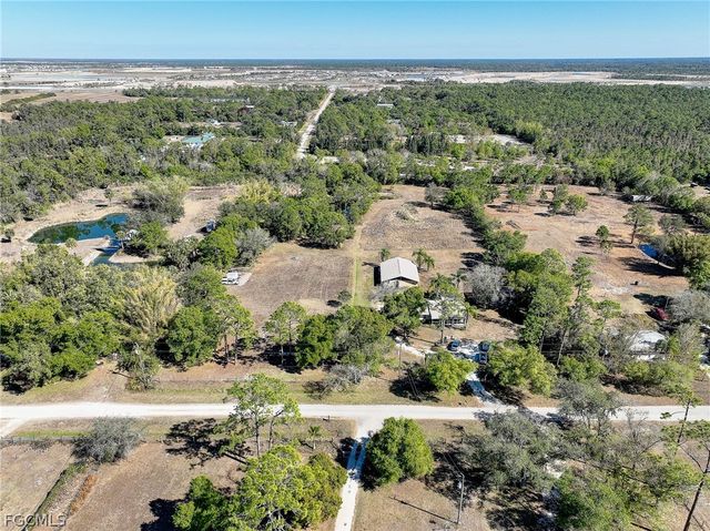 10921 Shirley LN, North Fort Myers, FL 33917