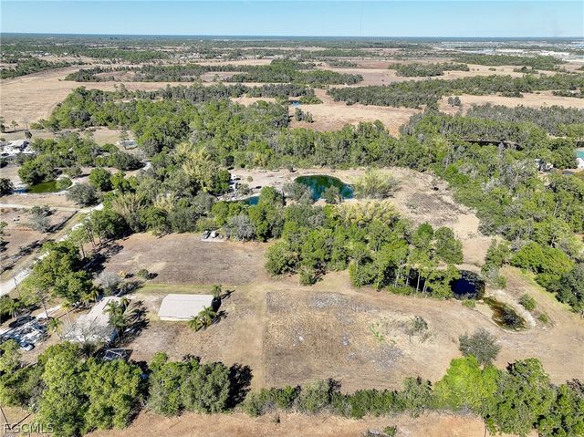 10921 Shirley LN, North Fort Myers, FL 33917