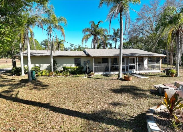 10921 Shirley LN, North Fort Myers, FL 33917