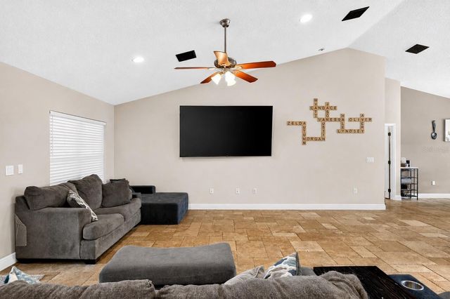 16362 SE 81ST TERRACE, Summerfield, FL 34491