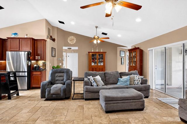 16362 SE 81ST TERRACE, Summerfield, FL 34491