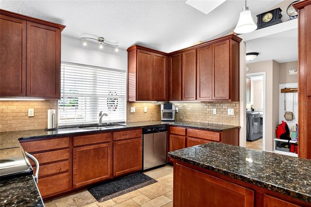 16362 SE 81ST TERRACE, Summerfield, FL 34491