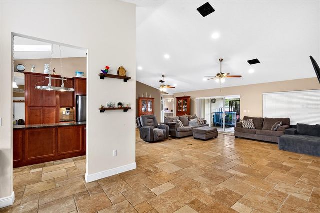 16362 SE 81ST TERRACE, Summerfield, FL 34491