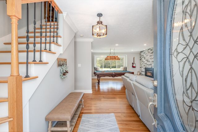1108 Lakeview Dr, Ashland City, TN 37015