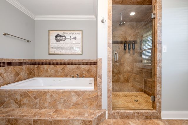 1108 Lakeview Dr, Ashland City, TN 37015