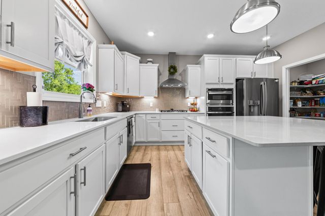 12565 Ardmore Avenue, Rosemount, MN 55068