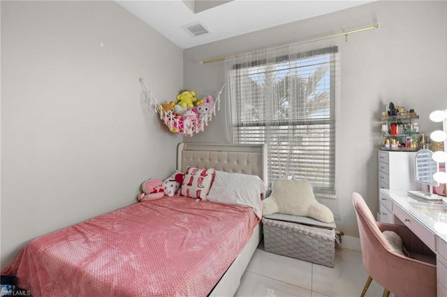 2605 30th ST SW, Lehigh Acres, FL 33976