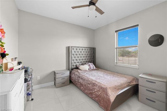 2605 30th ST SW, Lehigh Acres, FL 33976