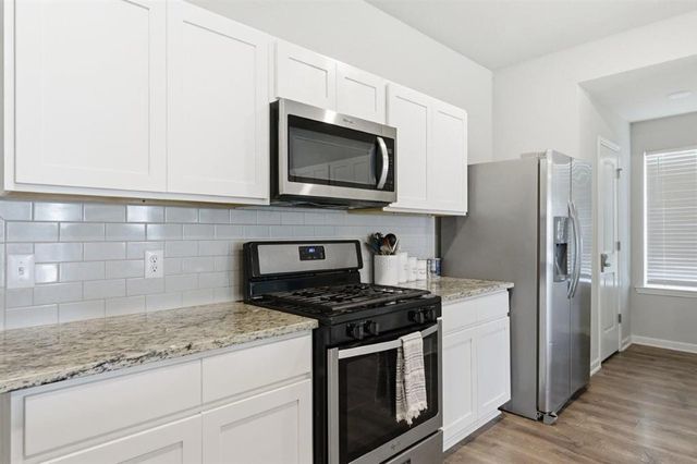 2218 Michele Ct, Lake Charles, LA 70607
