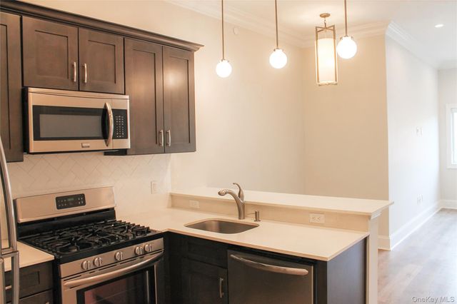 226 New York Avenue 302, Huntington, NY 11743