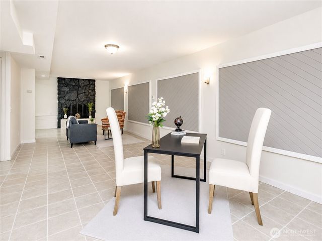 9439 11th Avenue SW, Seattle, WA 98106