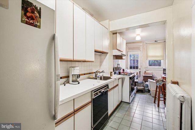 344 11TH ST SE, Washington, DC 20003