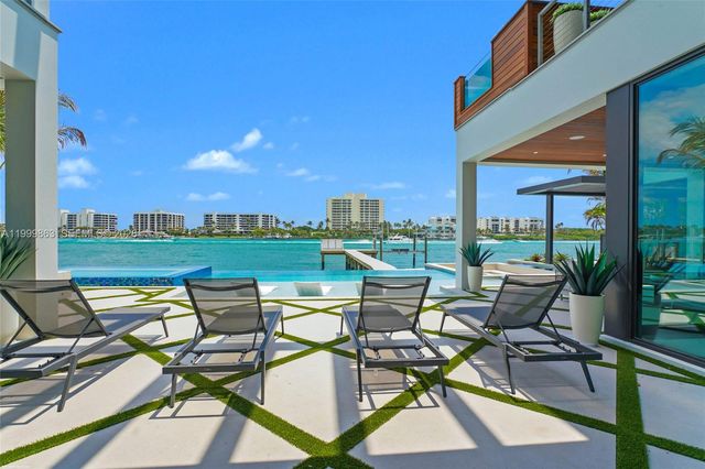 19709 Harbor Rd, Jupiter, FL 33469