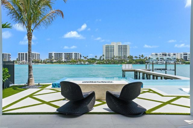 19709 Harbor Rd, Jupiter, FL 33469