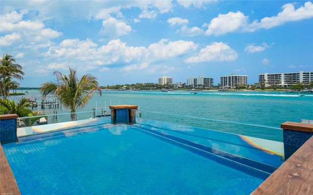 19709 Harbor Rd, Jupiter, FL 33469