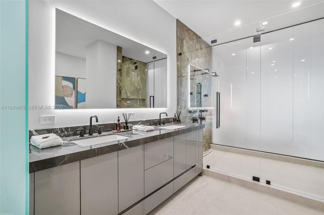 19709 Harbor Rd, Jupiter, FL 33469