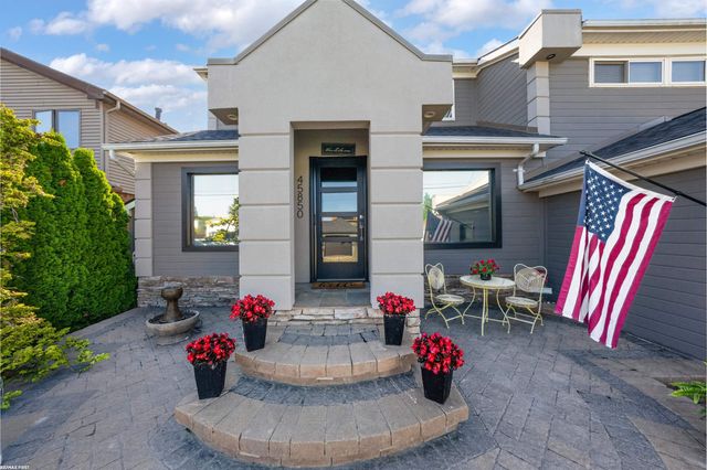 45850 Private Shore Drive, Chesterfield Twp, MI 48047