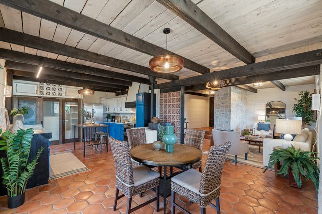 3 Maya Lane, White Rock, NM 87547