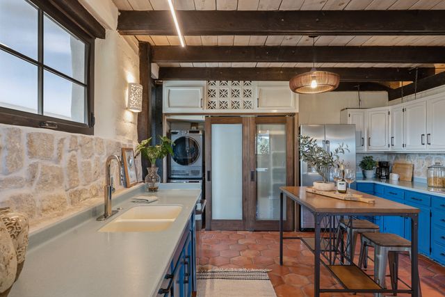 3 Maya Lane, White Rock, NM 87547