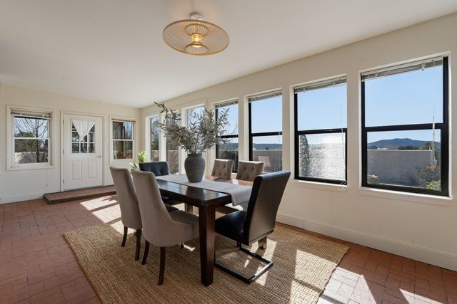 3 Maya Lane, White Rock, NM 87547