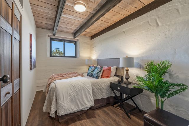 3 Maya Lane, White Rock, NM 87547