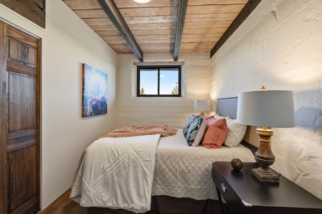 3 Maya Lane, White Rock, NM 87547