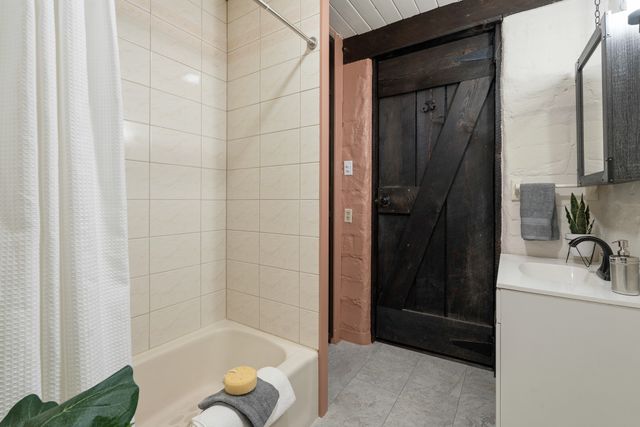 3 Maya Lane, White Rock, NM 87547