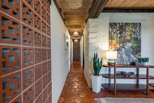 3 Maya Lane, White Rock, NM 87547