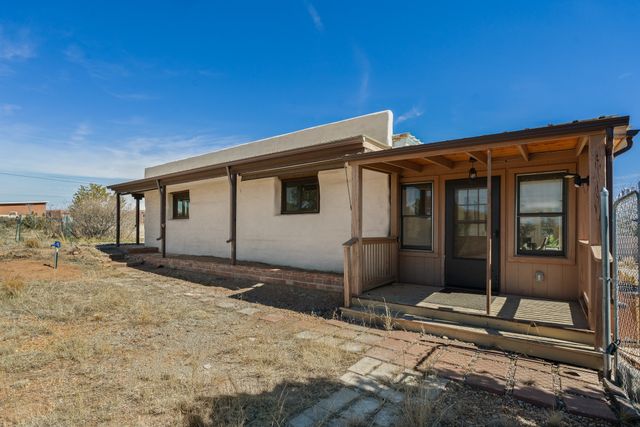 3 Maya Lane, White Rock, NM 87547