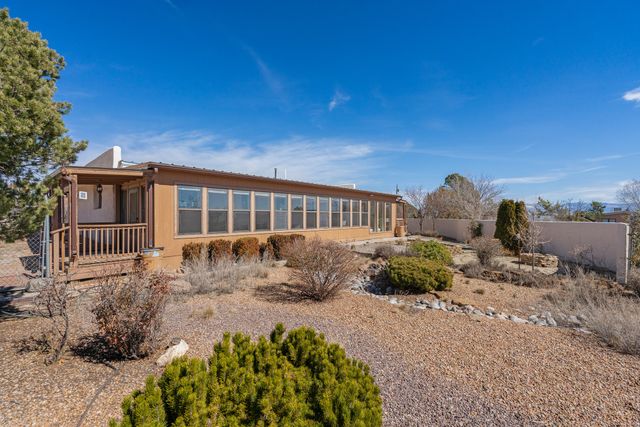 3 Maya Lane, White Rock, NM 87547