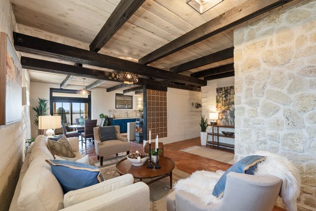 3 Maya Lane, White Rock, NM 87547