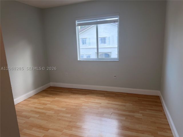 8838 W Flagler St 208, Miami, FL 33174