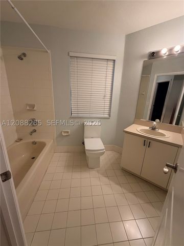 8838 W Flagler St 208, Miami, FL 33174