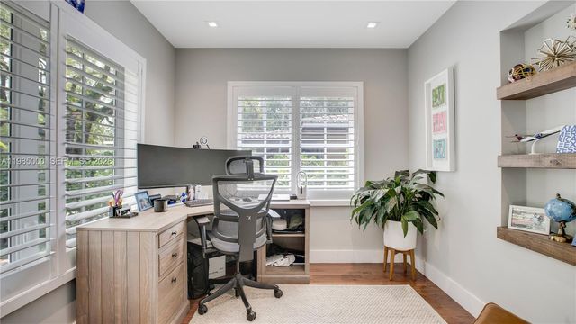 1147 Sorolla Ave, Coral Gables, FL 33134