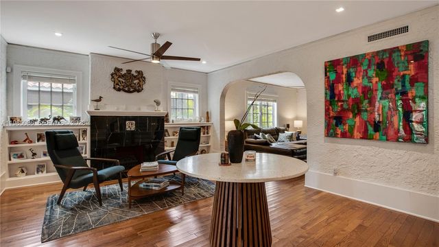 1147 Sorolla Ave, Coral Gables, FL 33134