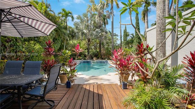 1147 Sorolla Ave, Coral Gables, FL 33134