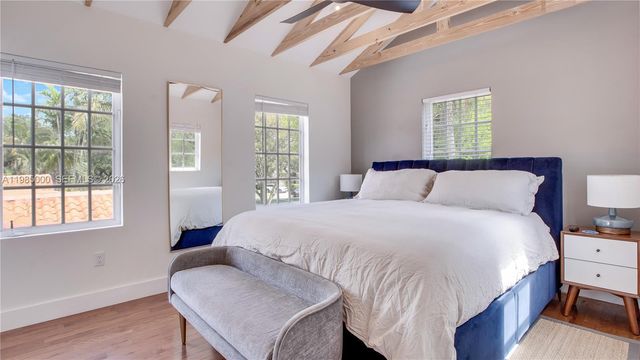 1147 Sorolla Ave, Coral Gables, FL 33134