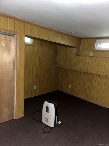 137 E Roosevelt Avenue, Roosevelt, NY 11575