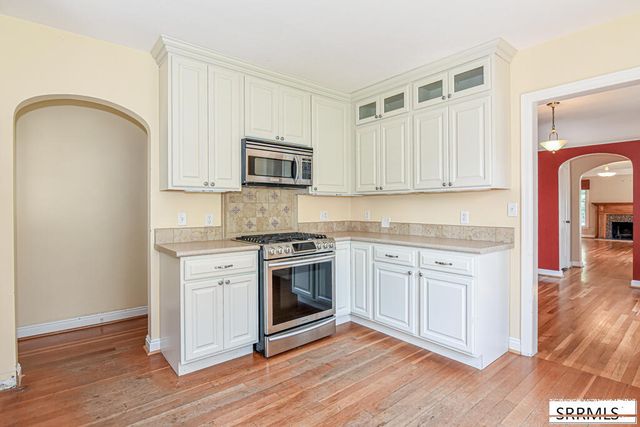 1230 S Higbee Avenue, Idaho Falls, ID 83404