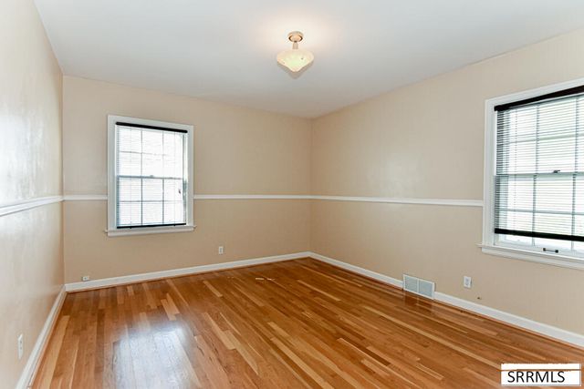 1230 S Higbee Avenue, Idaho Falls, ID 83404