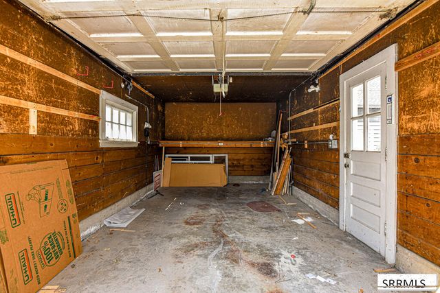 1230 S Higbee Avenue, Idaho Falls, ID 83404