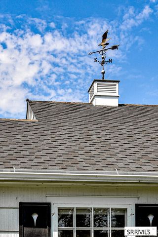 1230 S Higbee Avenue, Idaho Falls, ID 83404