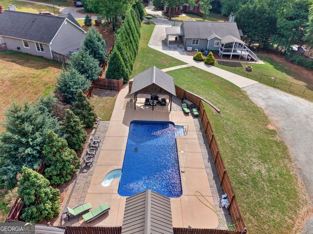 77 Alexander Lane, Jefferson, GA 30549