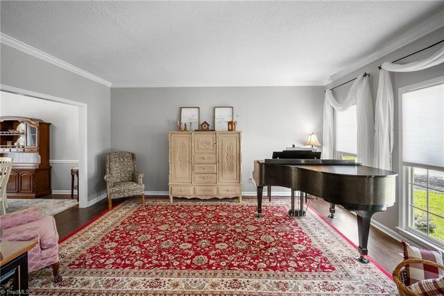 3231 Cheswick Drive, Greensboro, NC 27410