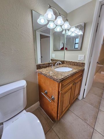 1581 Balfour Point Drive A, West Palm Beach, FL 33411