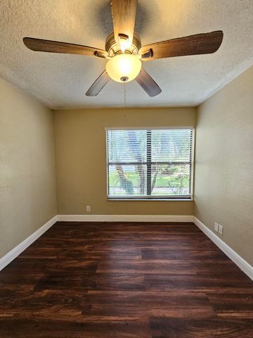 1581 Balfour Point Drive A, West Palm Beach, FL 33411