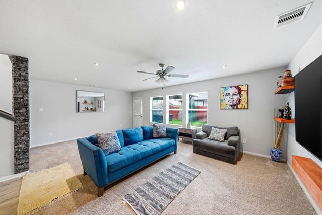 15614 S Early Dusk Circle, Houston, TX 77044