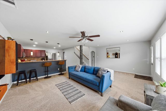 15614 S Early Dusk Circle, Houston, TX 77044