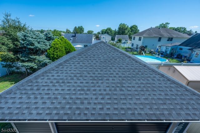 214 Alberta Dr, Saddle Brook Twp., NJ 07663